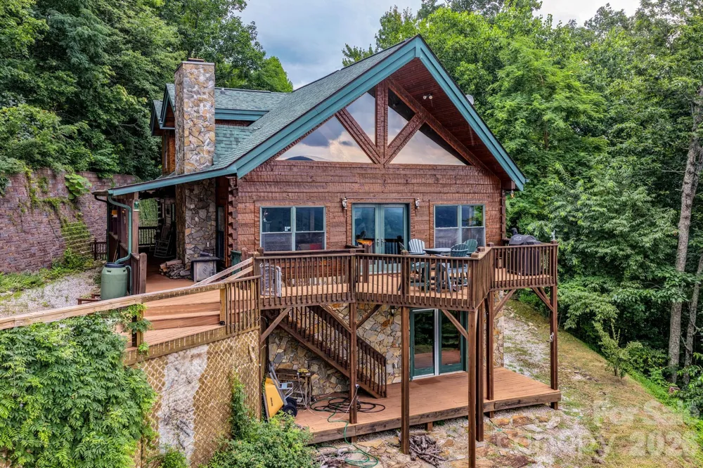 1411 Wolf Pen Road Old Fort, NC 28762
