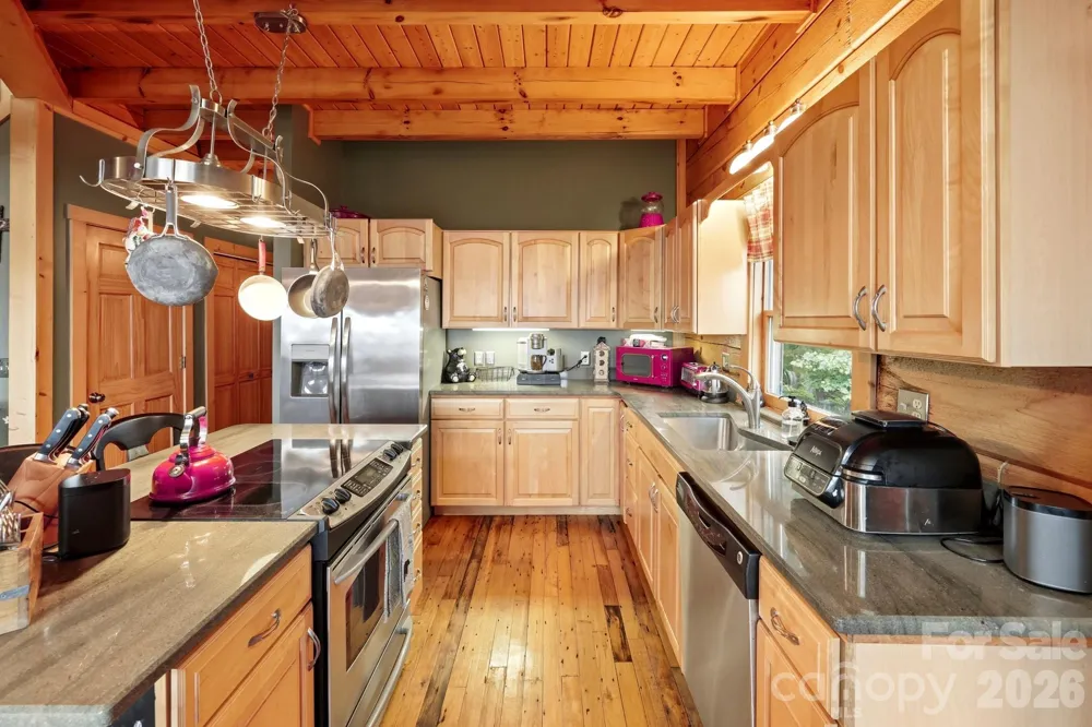 1411 Wolf Pen Road Old Fort, NC 28762