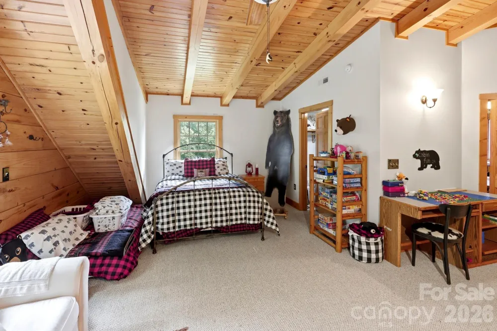 1411 Wolf Pen Road Old Fort, NC 28762