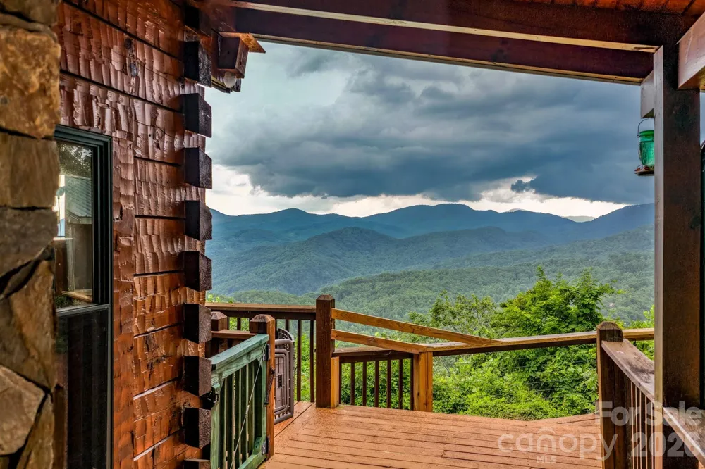1411 Wolf Pen Road Old Fort, NC 28762