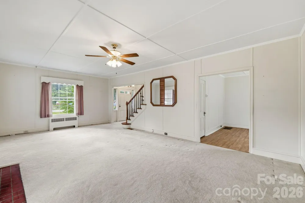 783 Skyland Drive Sylva, NC 28779
