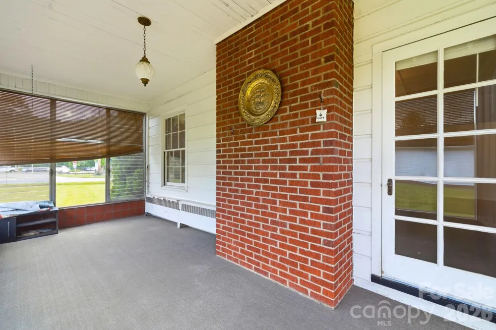 783 Skyland Drive Sylva, NC 28779