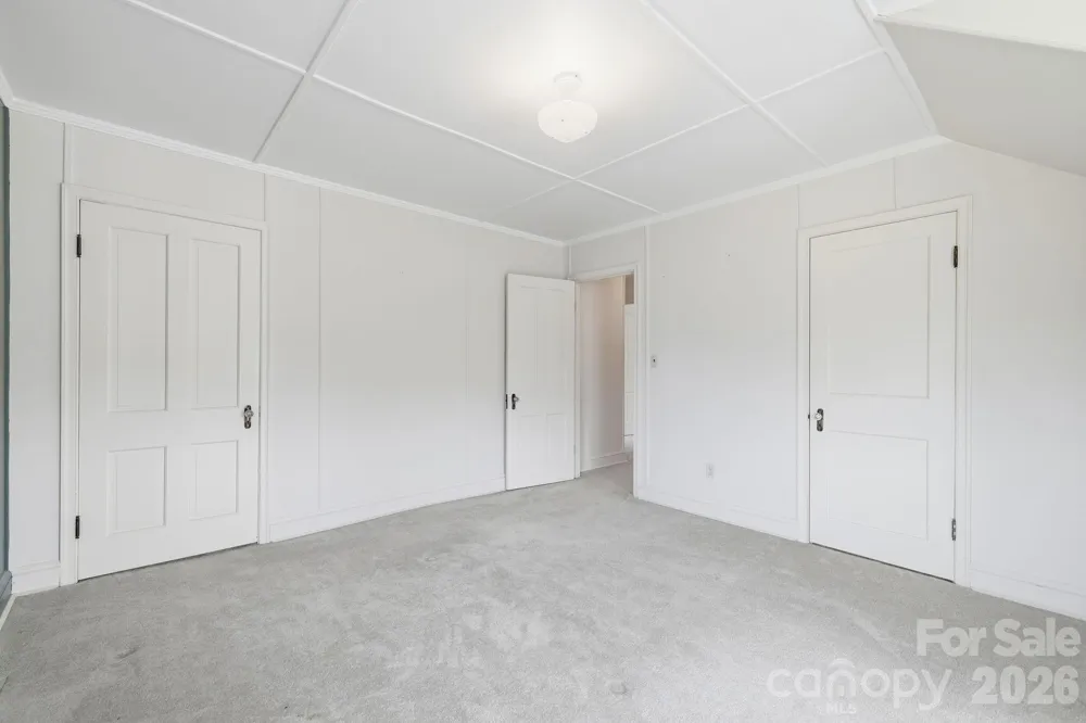 783 Skyland Drive Sylva, NC 28779
