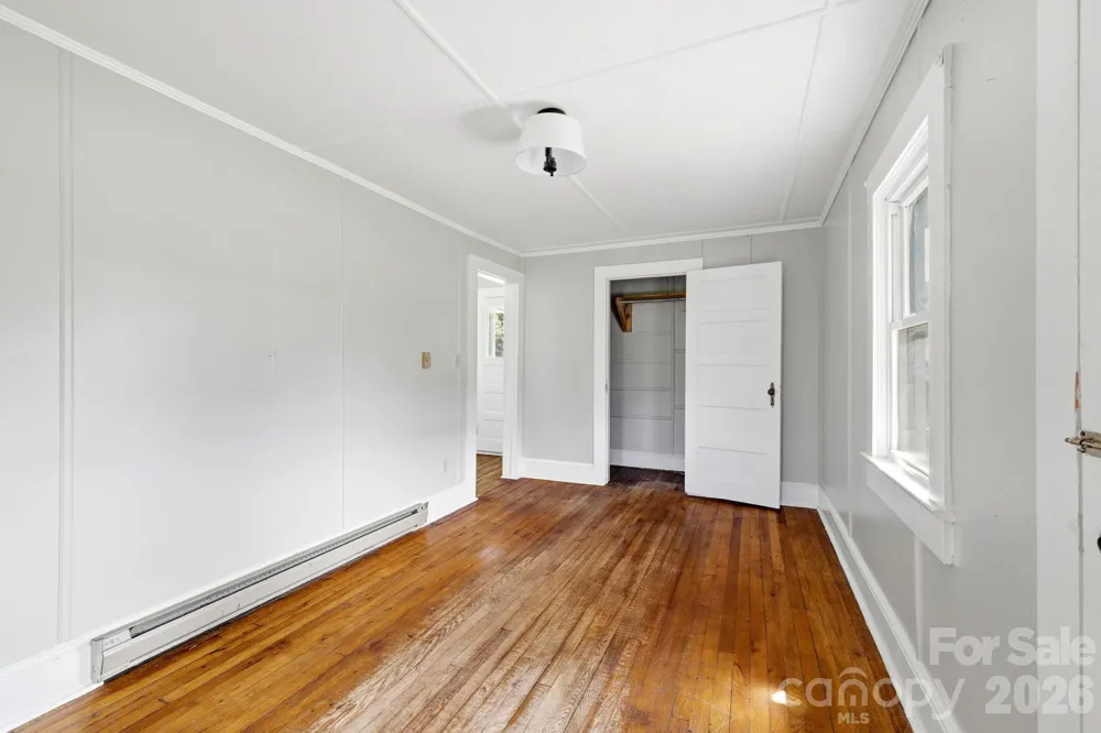 783 Skyland Drive Sylva, NC 28779