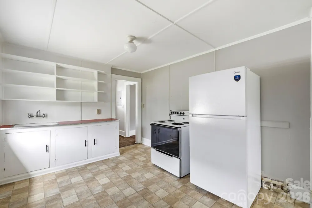 783 Skyland Drive Sylva, NC 28779