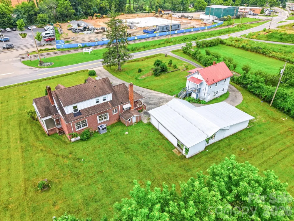 783 Skyland Drive Sylva, NC 28779