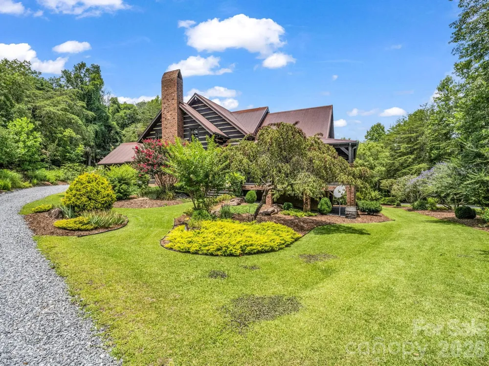 115 Apple Meadow Court Lake Lure, NC 28746