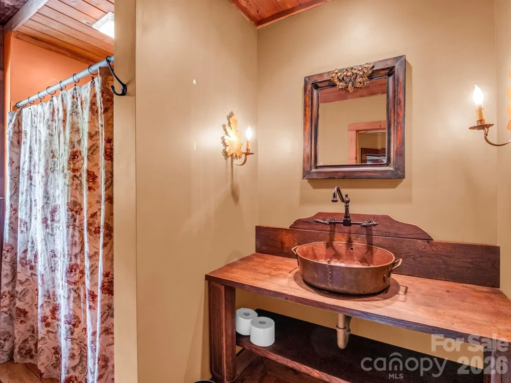 115 Apple Meadow Court Lake Lure, NC 28746