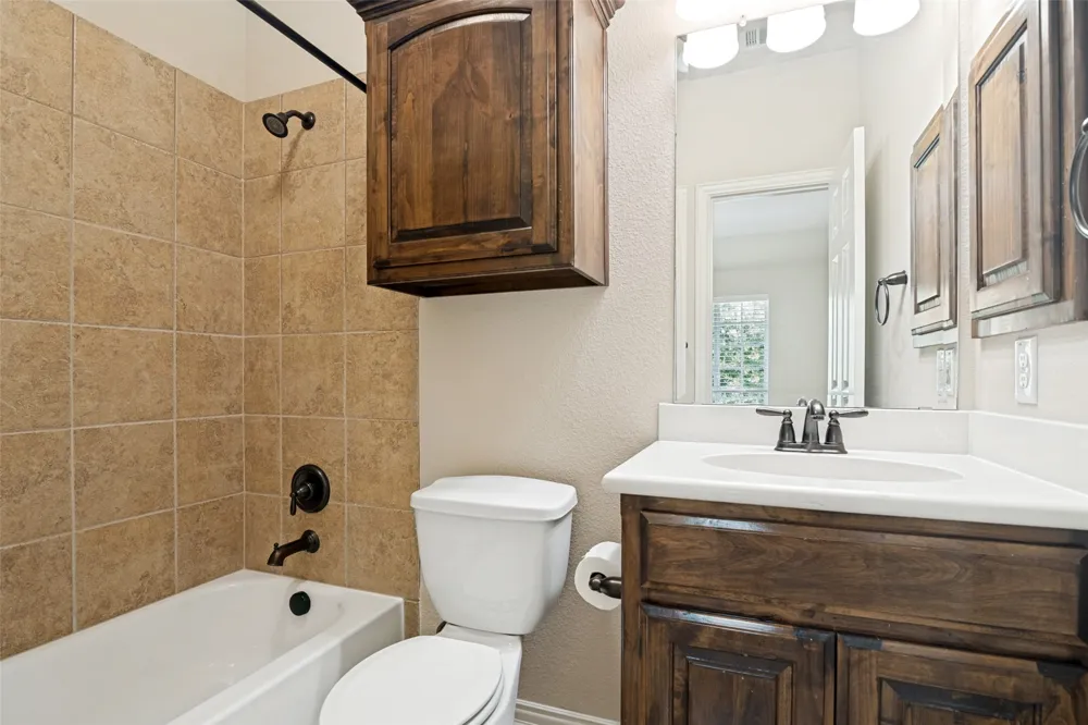 10715 Dixon Branch Drive Dallas, TX 75218