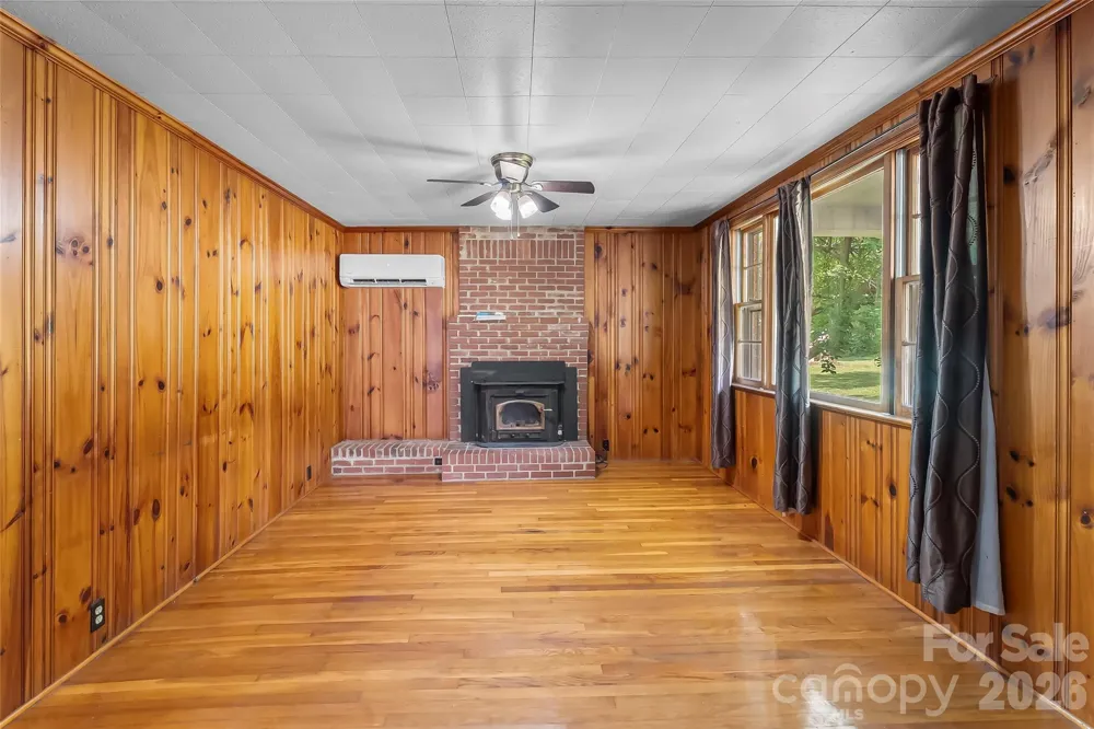 194 Virginia Drive Marion, NC 28752