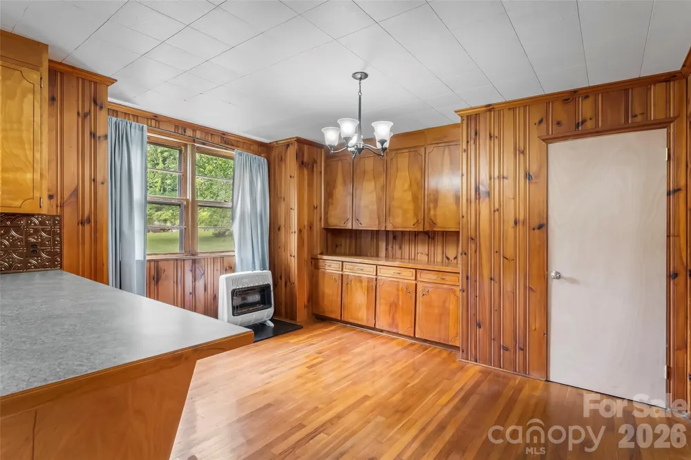 194 Virginia Drive Marion, NC 28752
