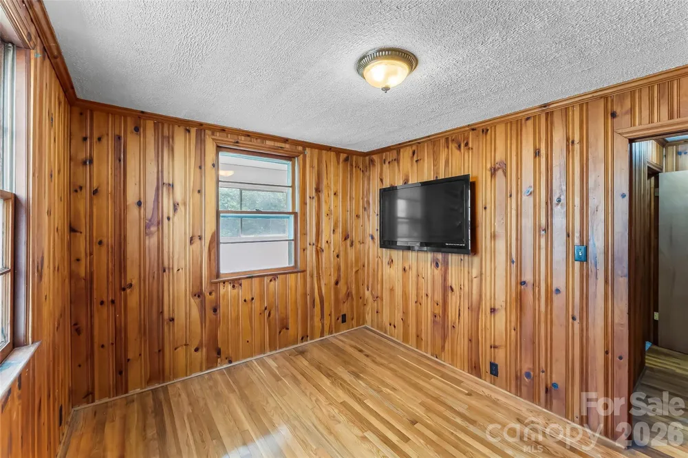 194 Virginia Drive Marion, NC 28752