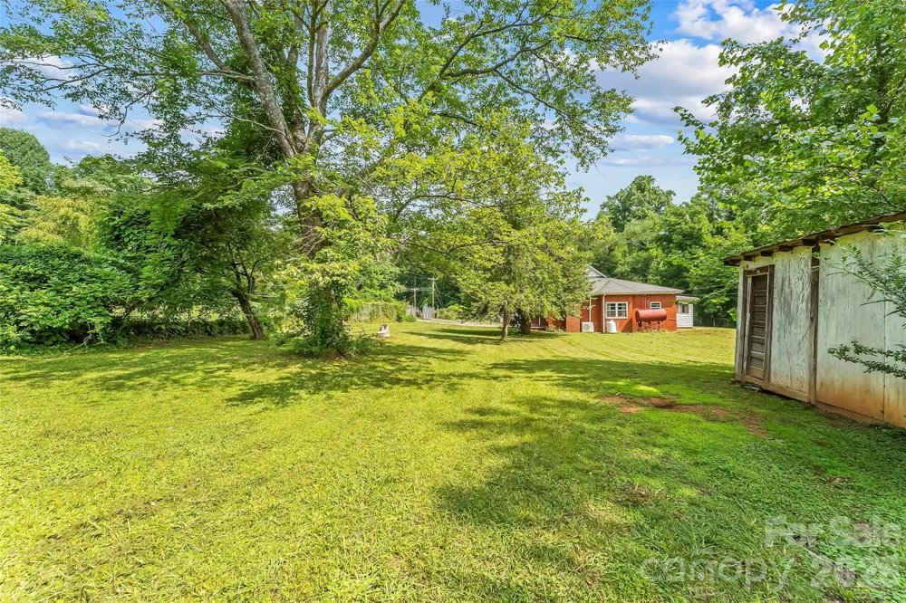 194 Virginia Drive Marion, NC 28752
