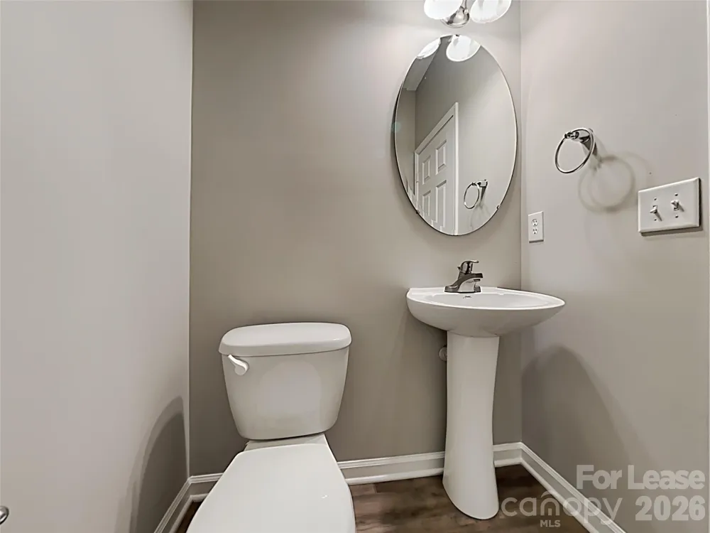 1909 Thorn Crest Drive Waxhaw, NC 28173
