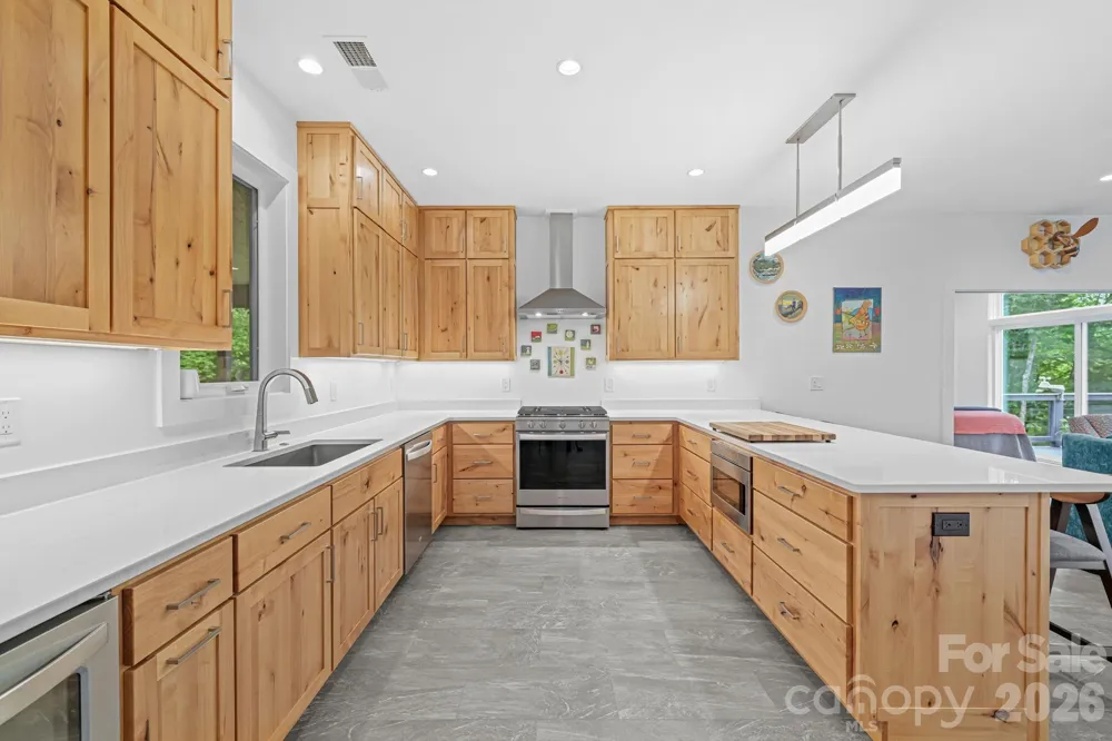 337 Leatherbreeches Drive Tuckasegee, NC 28783