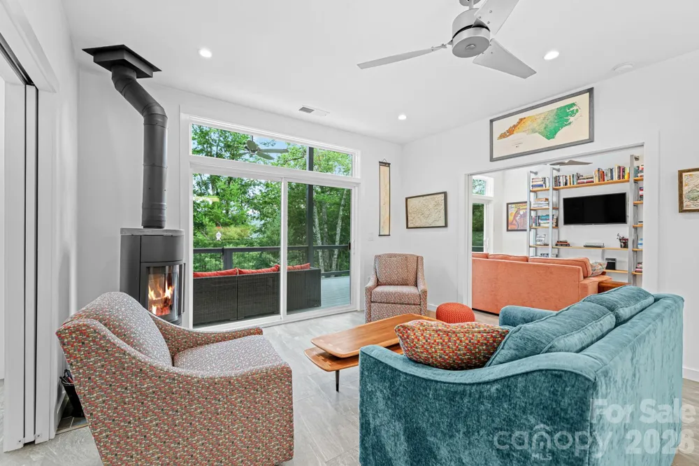 337 Leatherbreeches Drive Tuckasegee, NC 28783