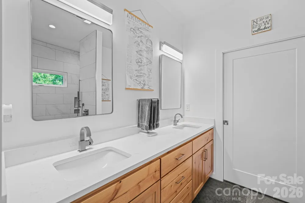 337 Leatherbreeches Drive Tuckasegee, NC 28783