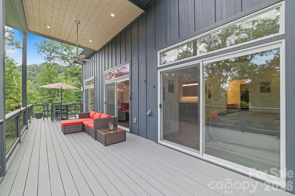 337 Leatherbreeches Drive Tuckasegee, NC 28783