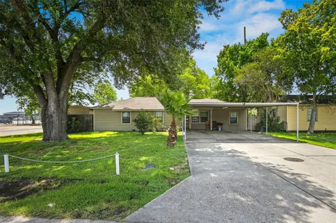 8822 Koala Drive