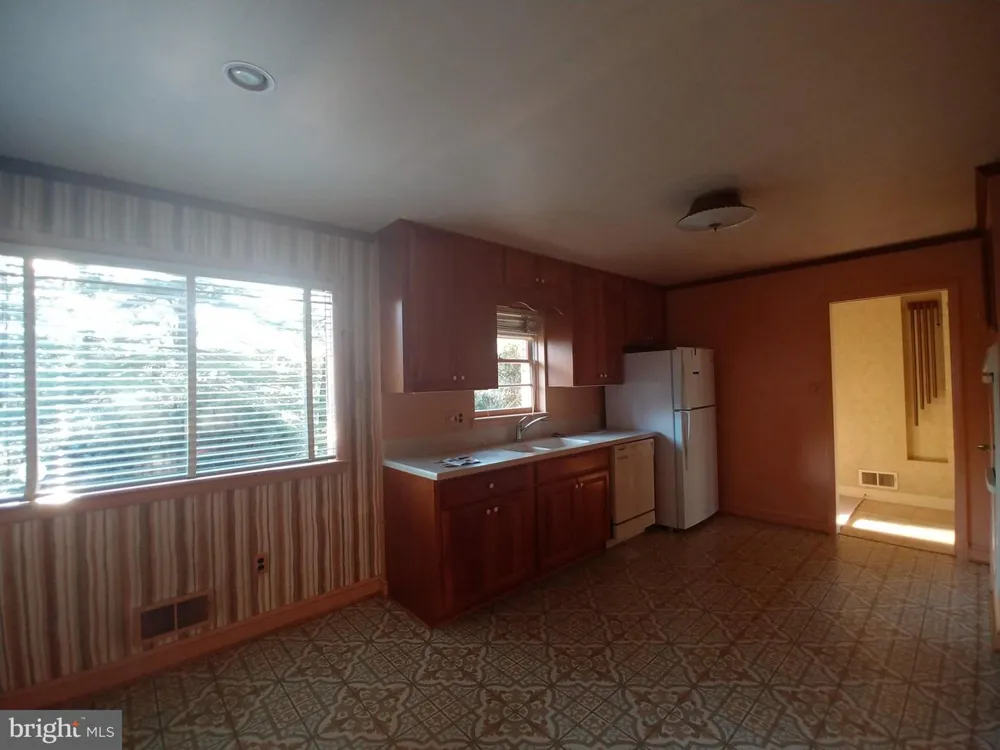 1429 LABURNUM STREET Mclean, VA 22101