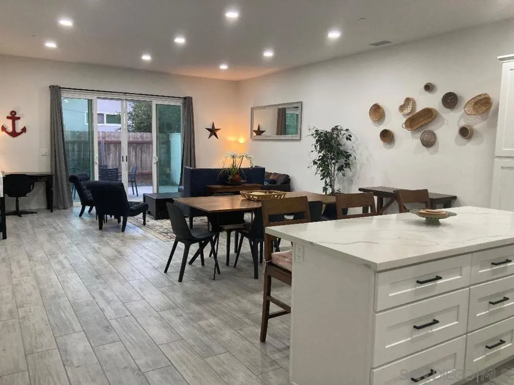 253 DAHLIA Imperial Beach, CA 91932