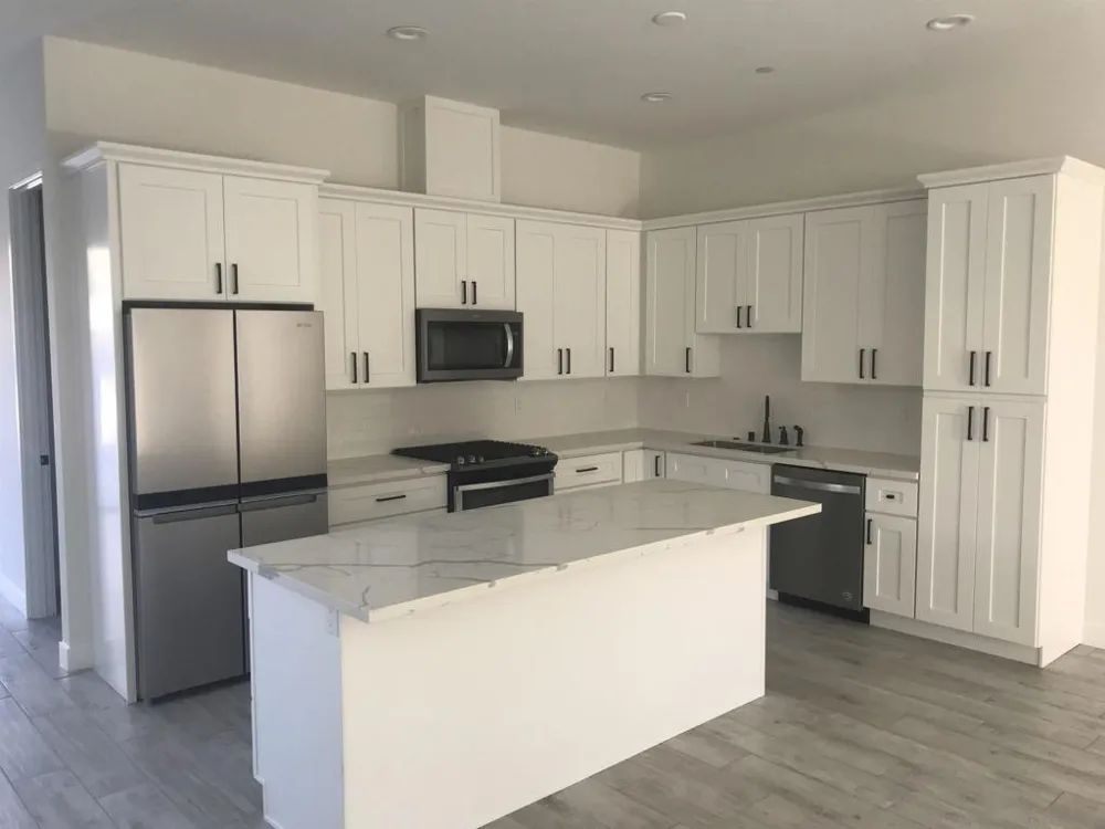 253 DAHLIA Imperial Beach, CA 91932