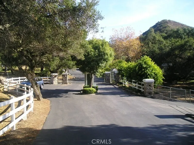 31 The Hafens Way Trabuco Canyon, CA 92679