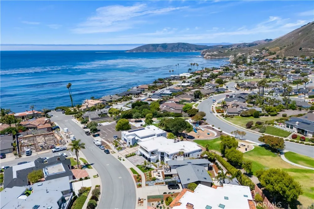 140 Florin Street Pismo Beach, CA 93449