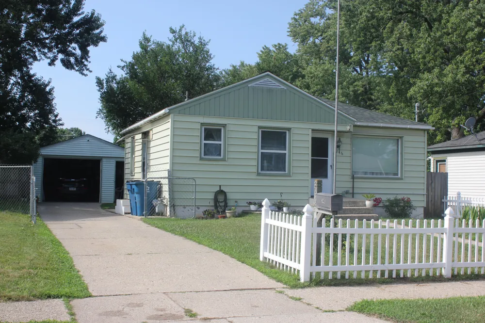 246 Maplelawn Street SW Wyoming, MI 49548
