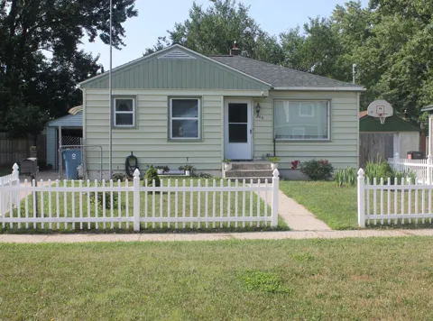 246 Maplelawn Street SW