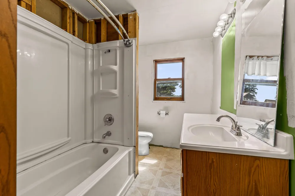 3520 Towerline Road Saginaw, MI 48601