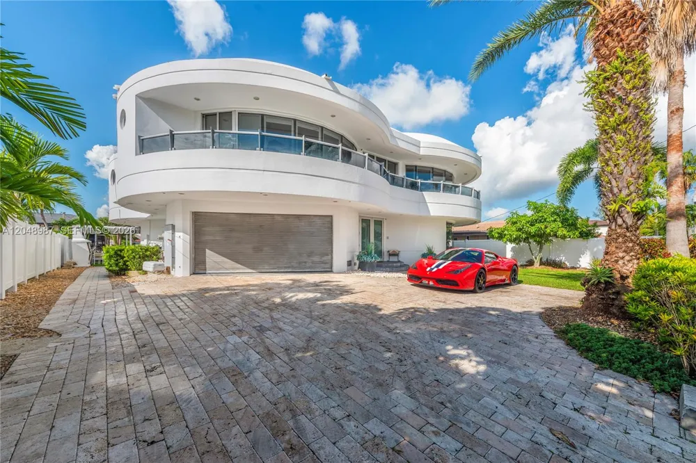 3344 NE 167th St North Miami Beach, FL 33160