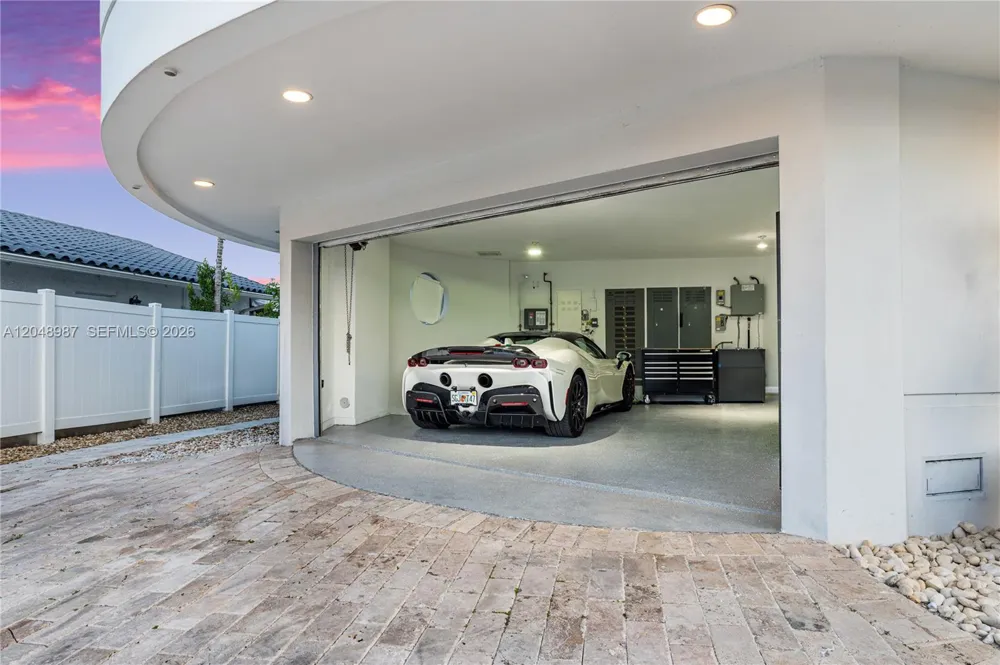 3344 NE 167th St North Miami Beach, FL 33160
