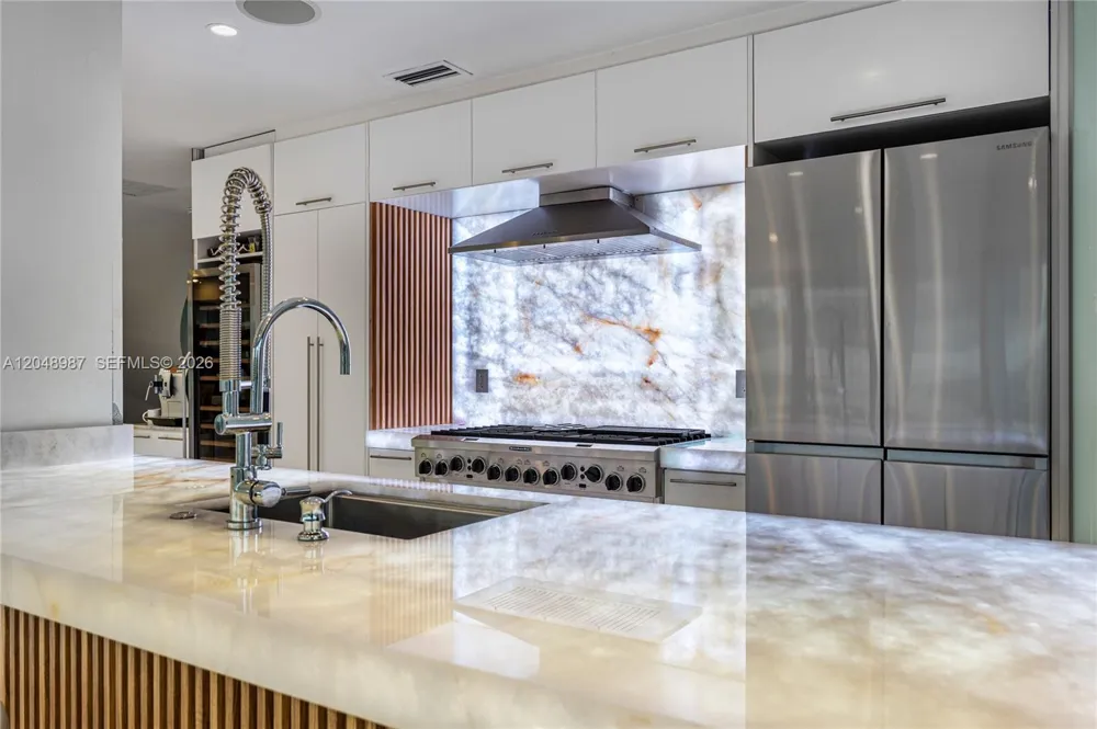 3344 NE 167th St North Miami Beach, FL 33160