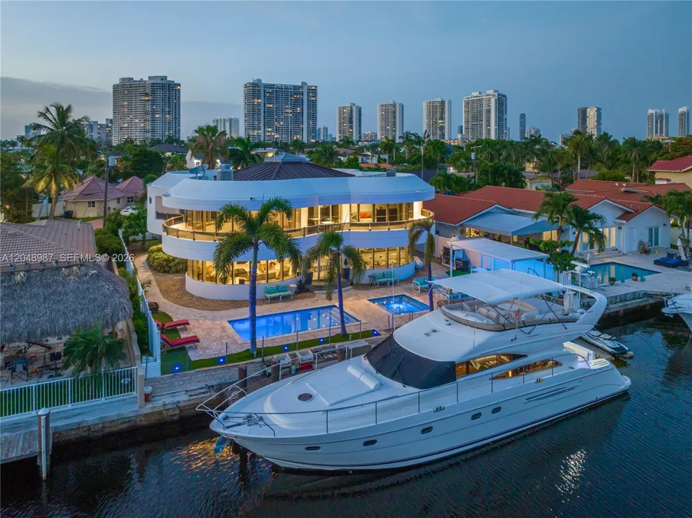 3344 NE 167th St North Miami Beach, FL 33160
