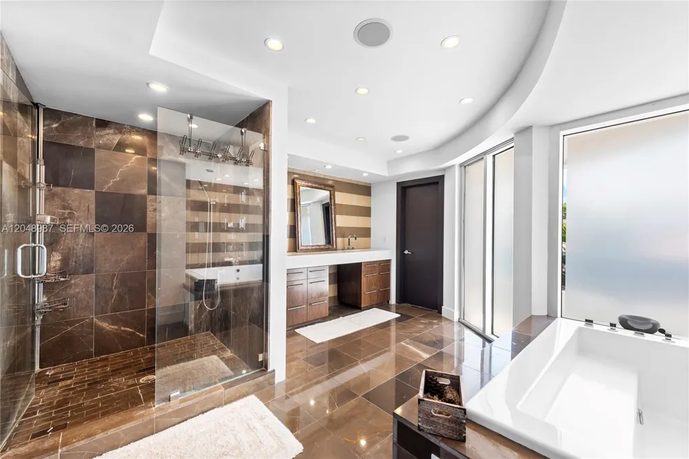3344 NE 167th St North Miami Beach, FL 33160
