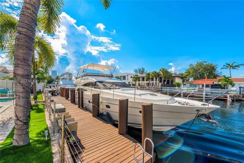 3344 NE 167th St North Miami Beach, FL 33160