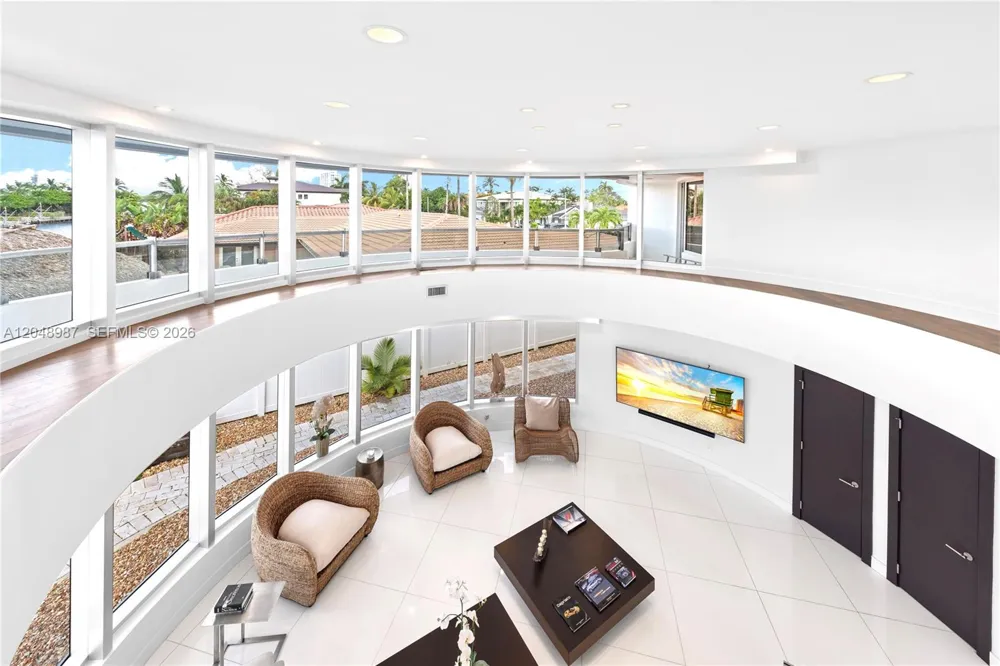 3344 NE 167th St North Miami Beach, FL 33160