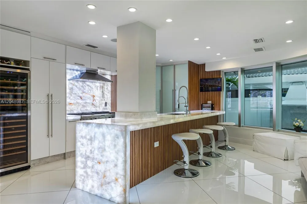 3344 NE 167th St North Miami Beach, FL 33160