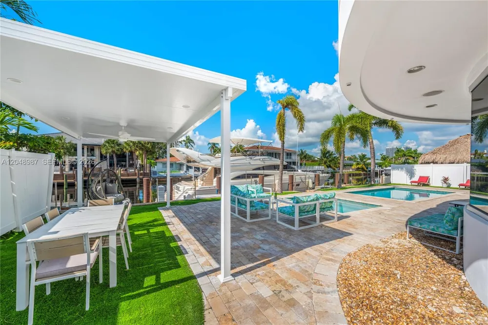3344 NE 167th St North Miami Beach, FL 33160
