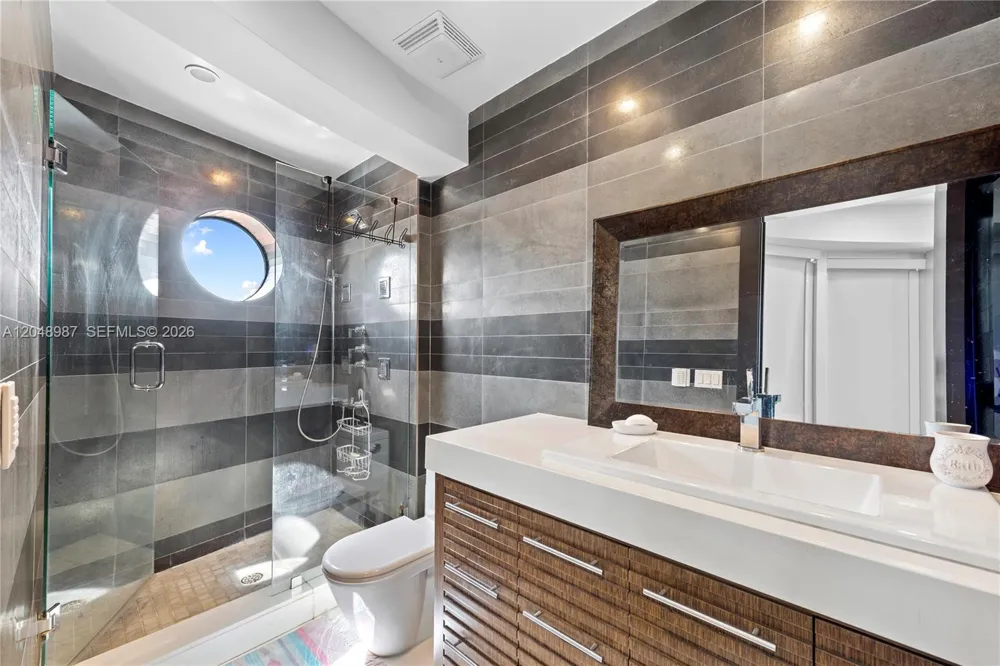 3344 NE 167th St North Miami Beach, FL 33160