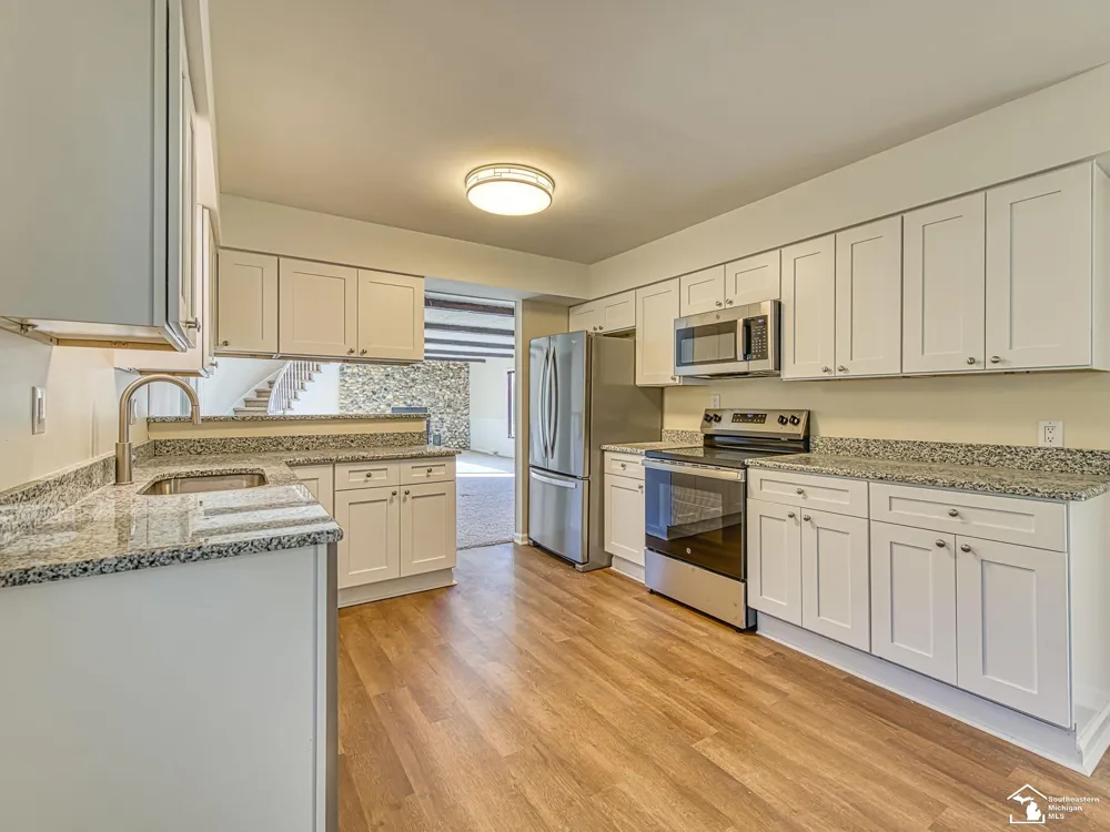 10711 Douglas Road Bedford Township, MI 48182