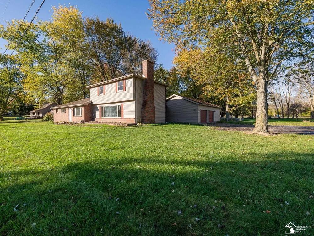 10711 Douglas Road Bedford Township, MI 48182