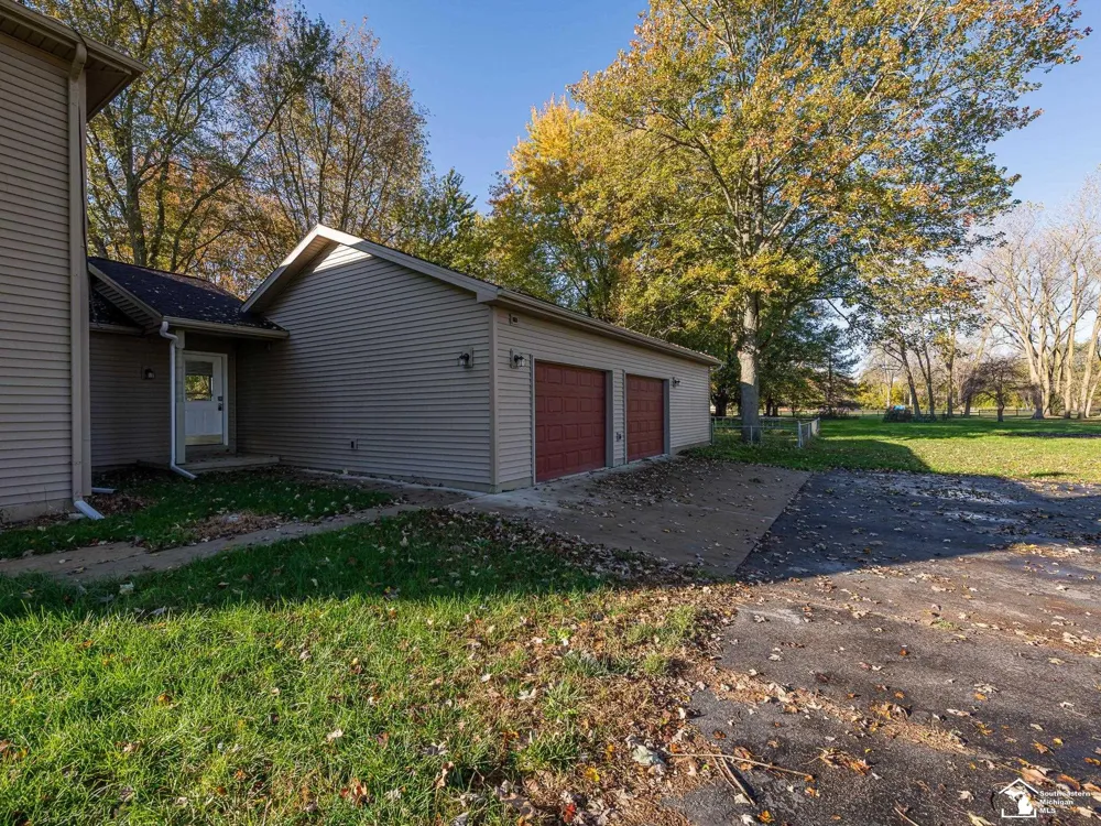 10711 Douglas Road Bedford Township, MI 48182