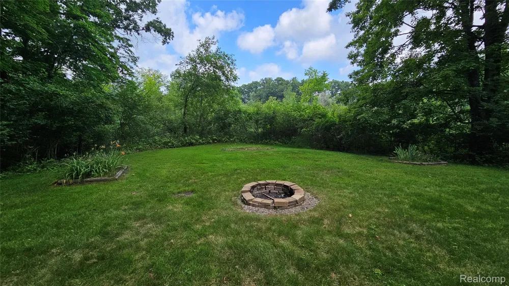 448 Fairwood Road Putnam Township, MI 48169