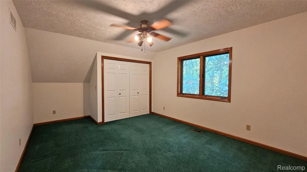 448 Fairwood Road Putnam Township, MI 48169