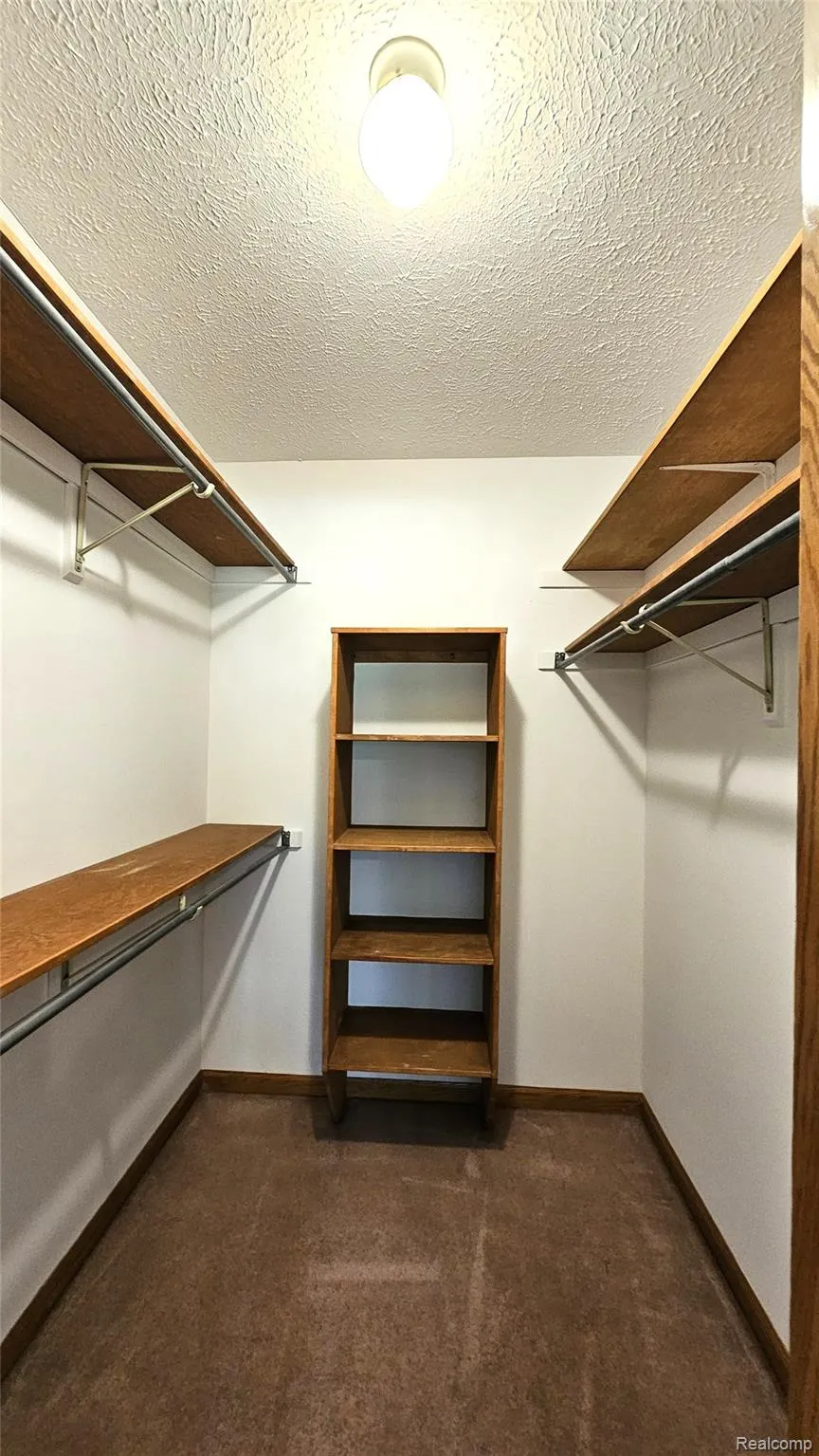 448 Fairwood Road Putnam Township, MI 48169