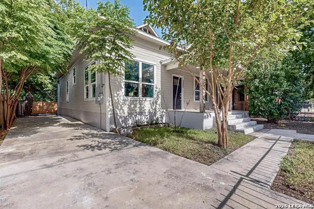 305 SPRUCE ST San Antonio, TX 78203
