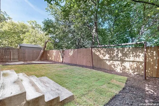 305 SPRUCE ST San Antonio, TX 78203
