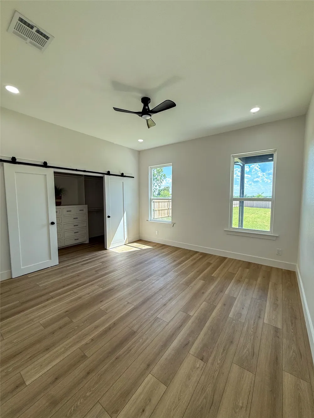 501 N Cleburne Whitney Road Rio Vista, TX 76093